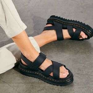 Dr. Marten’s Voss II Sandal